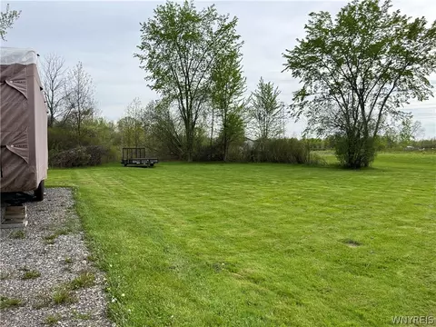 5234 Feigle Rd, Pendleton, NY 14094 photo 4