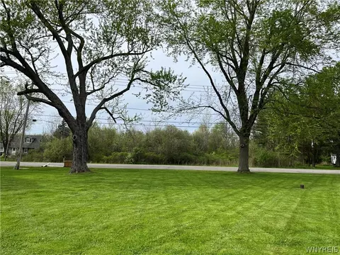 5234 Feigle Rd, Pendleton, NY 14094 photo 6