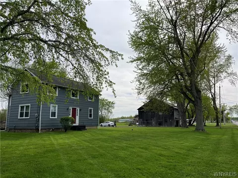 5234 Feigle Rd, Pendleton, NY 14094 photo 2