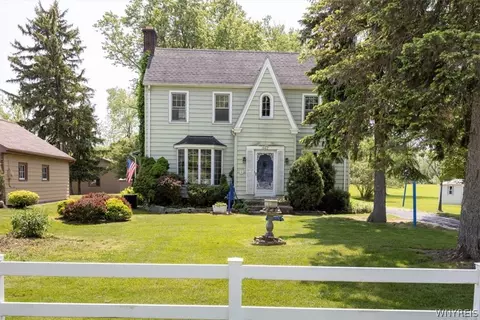 867 Sweeney St, North Tonawanda, NY 14120