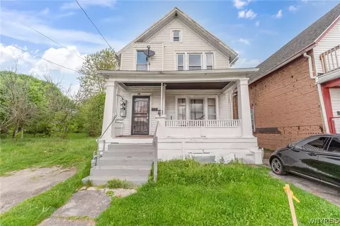 76 Girard Pl, Buffalo, NY 14211