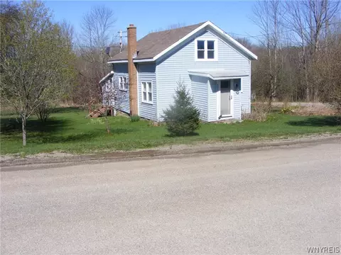 6555 Saunders Rd, Franklinville, NY 14737