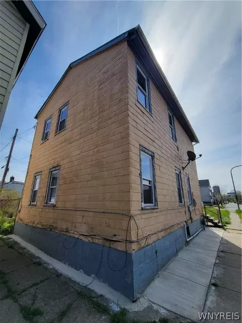 253 Efner St, Buffalo, NY 14201 photo 3