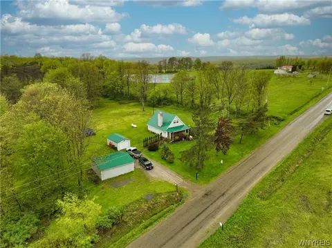 6535 S Center Rd, Lyndon, NY 14727