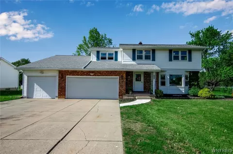 2083 Fix Rd, Grand Island, NY 14072
