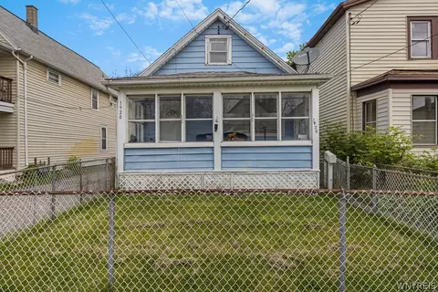 1920 Niagara St, Niagara Falls, NY 14303
