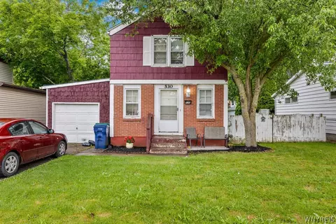 530 76th St, Niagara Falls, NY 14304