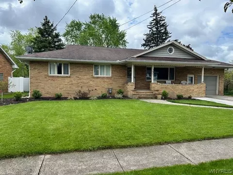 395 Columbia Ave, Depew, NY 14043