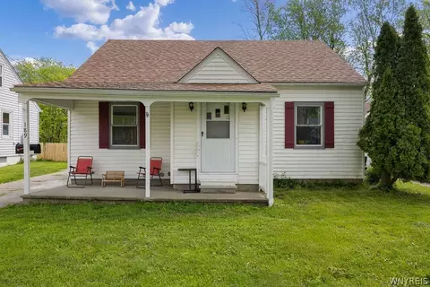 189 S Huxley Dr, Cheektowaga, NY 14225
