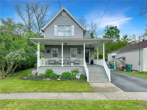 86 Linwood Ave, Warsaw, NY 14569