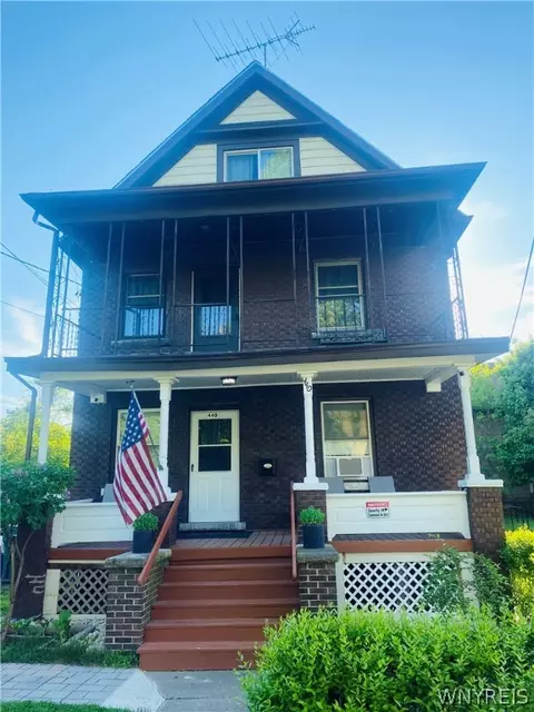 440 24th St, Niagara Falls, NY 14303