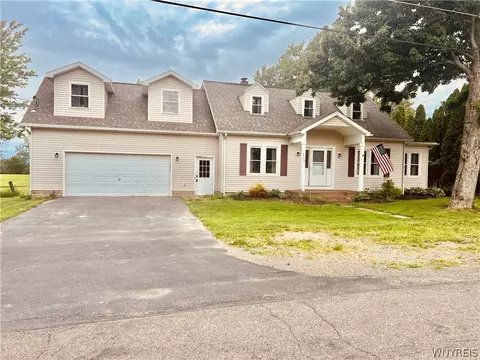 4176 Rosedale Ave, Eden, NY 14057
