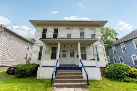 190 Prospect St, Lockport, NY 14094