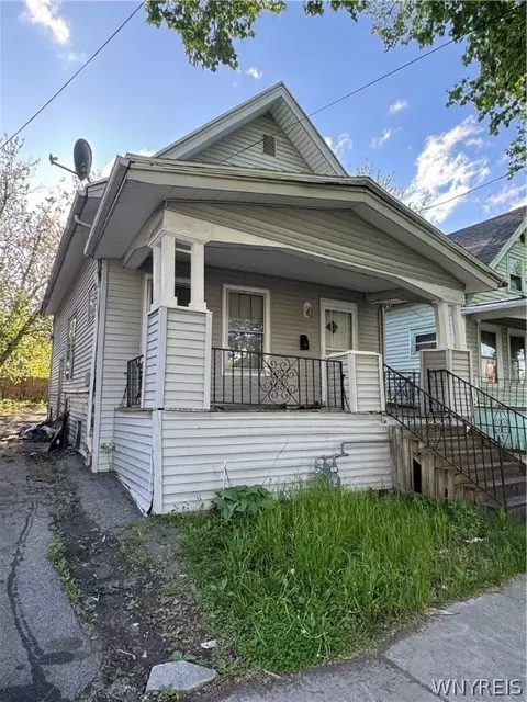272 Stevens Ave, Buffalo, NY 14215