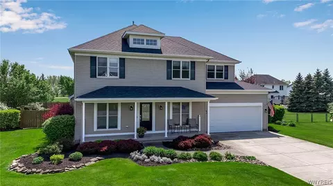 9303 Via Cimato Dr, Clarence Center, NY 14032