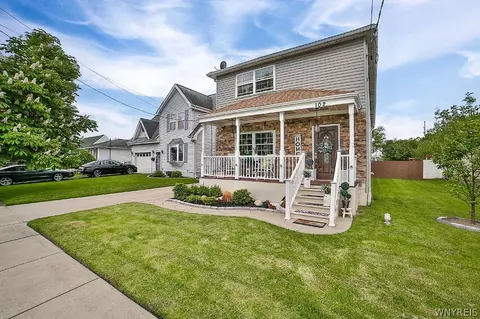 102 Raymond Ave, Cheektowaga, NY 14227