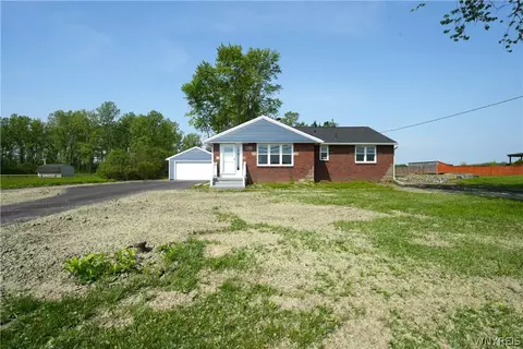 1570 Campbell Blvd, Amherst, NY 14228