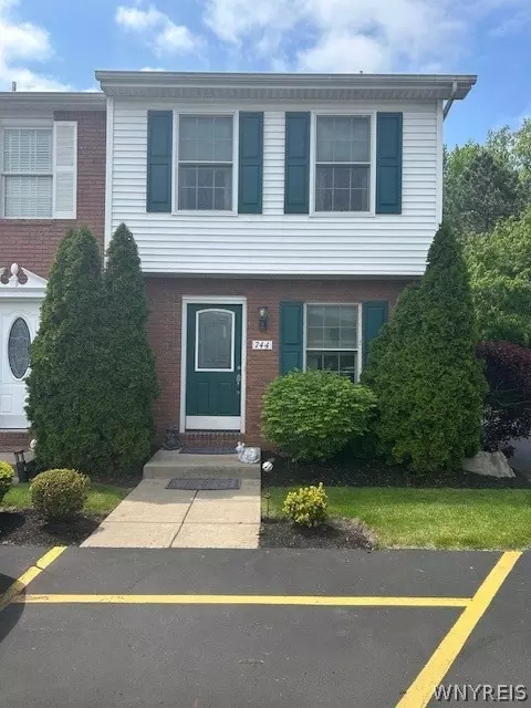 744 Tuscarora St, Lewiston, NY 14092