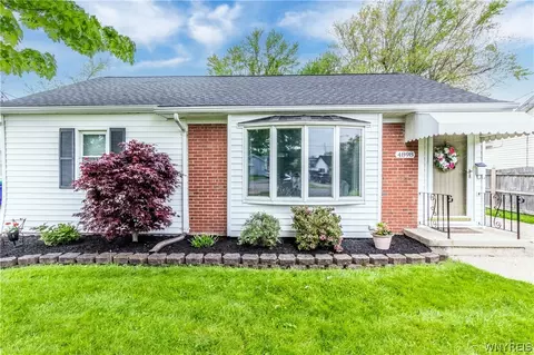 4898 Mount Vernon Blvd, Hamburg, NY 14075