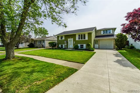 63 Mayberry Dr W, Cheektowaga, NY 14227