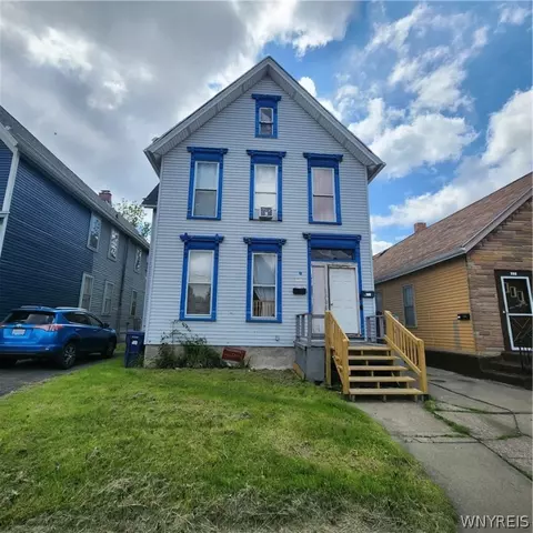 304 14th St, Buffalo, NY 14213