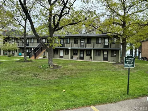 605 Edgewater Dr #P8, Westfield, NY 14787