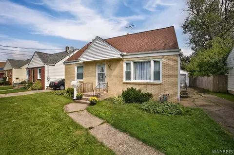 473 Springville Ave, Amherst, NY 14226