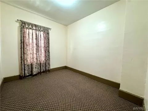 475 7th St, Buffalo, NY 14201 photo 8