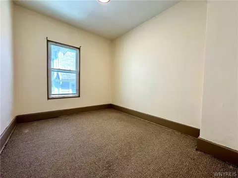 475 7th St, Buffalo, NY 14201 photo 16