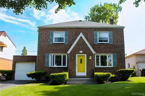 91 Paramount Pkwy, Buffalo, NY 14223