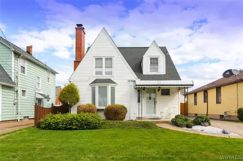 2958 Cleveland Ave, Niagara Falls, NY 14305