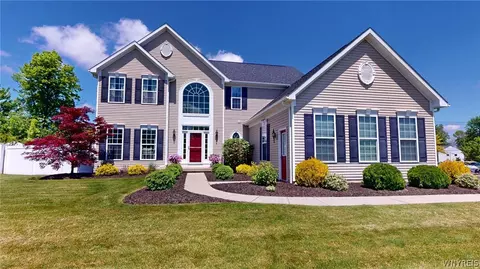 71 Waterford Park, Grand Island, NY 14072