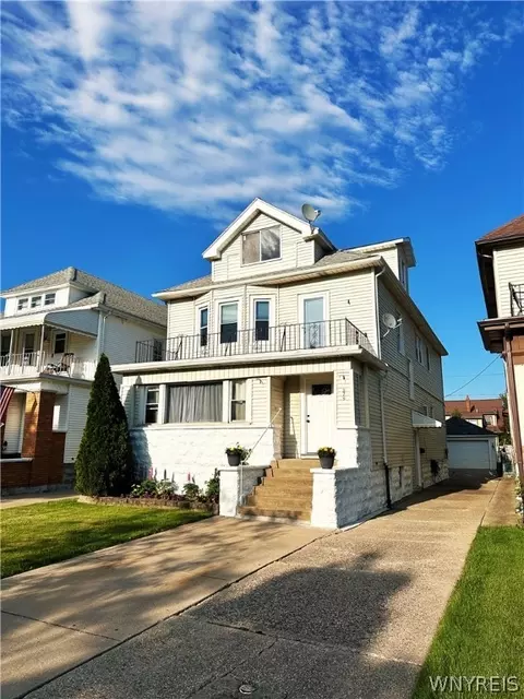 279 N Park Ave, Buffalo, NY 14216