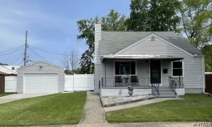 130 Aurora Dr, Cheektowaga, NY 14215