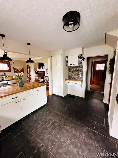 446 Hurstbourne Rd, Irondequoit, NY 14609 photo 14