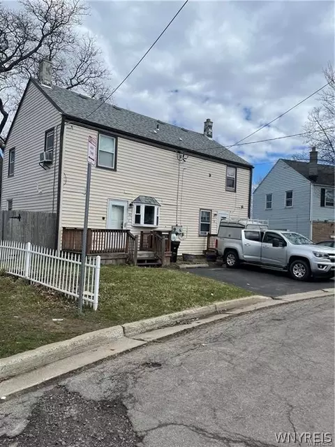 33 Shelley Ct #31, Tonawanda, NY 14150