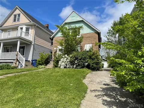 2311 Niagara St, Buffalo, NY 14207