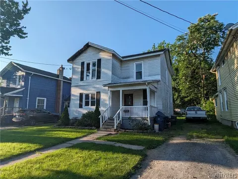 291 South St, Lockport, NY 14094