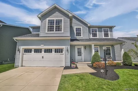 31 Eagleview Dr, Grand Island, NY 14072