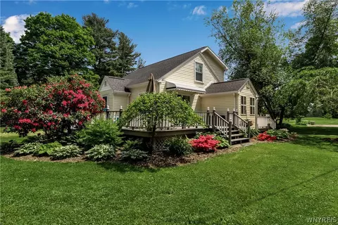 1355 Brant N C Rd, Brant, NY 14027