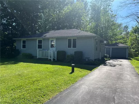 5020 Fairgrounds Rd, Hamburg, NY 14075