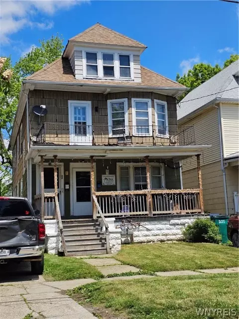 32 Kermit Ave, Buffalo, NY 14215