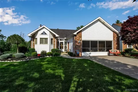 41 Whitney Pl, Cheektowaga, NY 14227