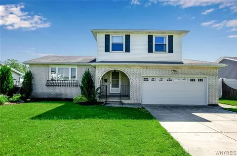 199 Teakwood Ter, Amherst, NY 14221