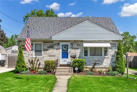 203 Linwood Ave, Tonawanda, NY 14150