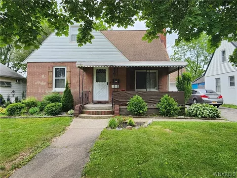 226 Willow St, Lockport, NY 14094