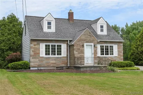 3001 Krueger Rd, Wheatfield, NY 14120