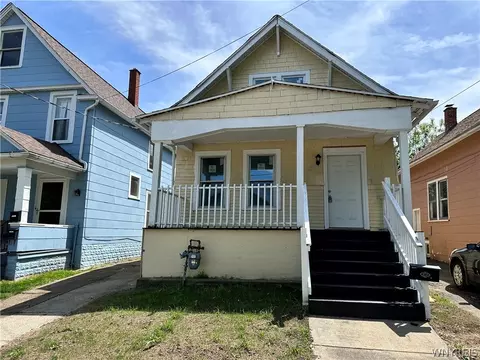 951 Glenwood Ave, Buffalo, NY 14211