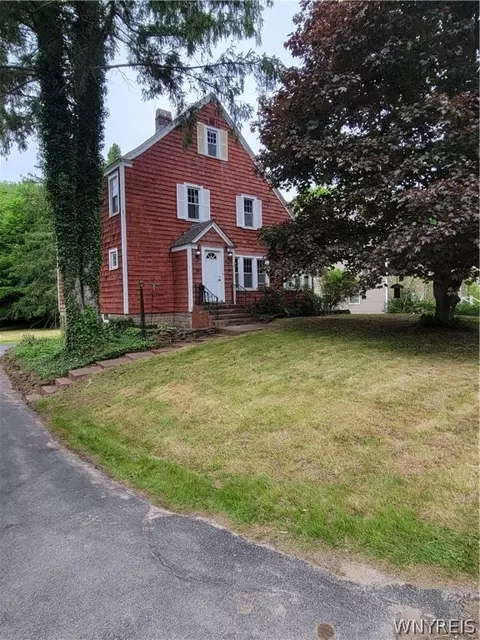88 County Route 24, Minetto, NY 13115