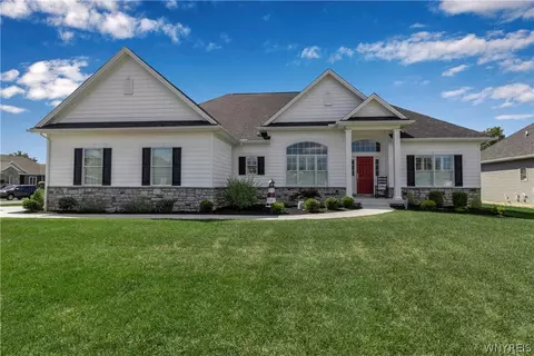 4982 Anfield Rd, Buffalo, NY 14221
